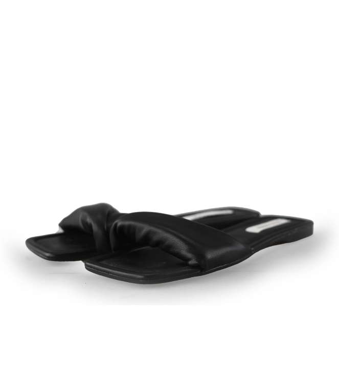 Steve Madden Flip-Flops
