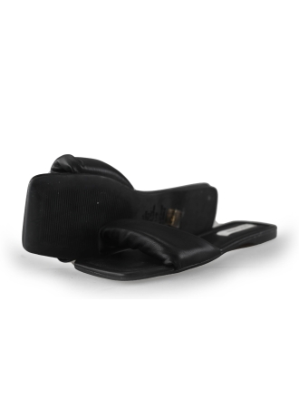 Steve Madden Flip-Flops