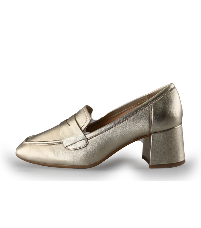 Unisa pumps
