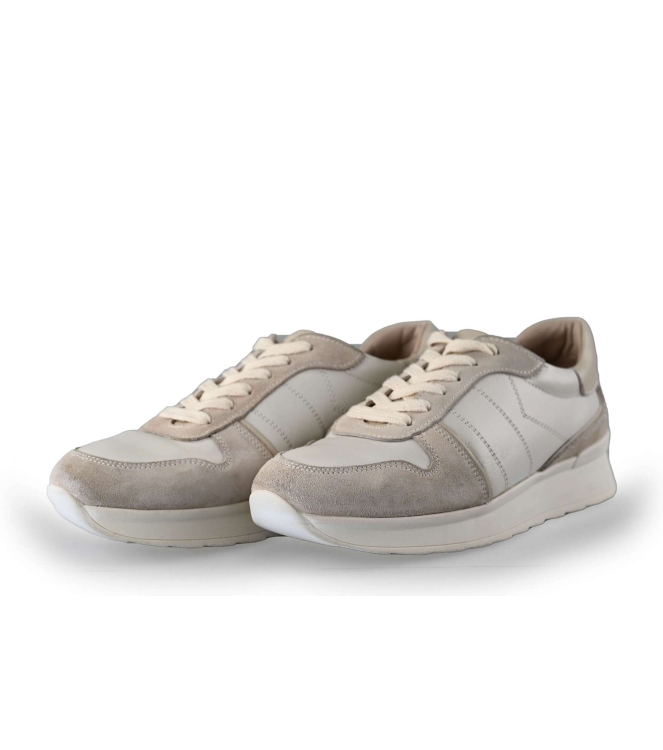 L.K. Bennett Sneaker