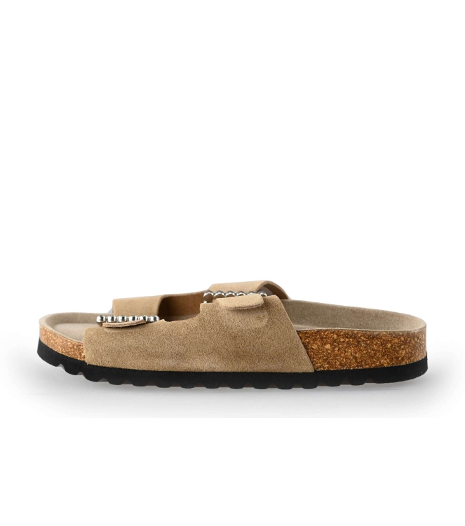 Ann Rocks Flip-Flops