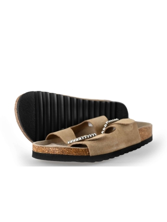 Ann Rocks Flip-Flops