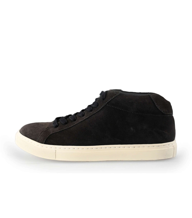 Avenue Sneaker
