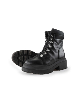Guess Schnürstiefel