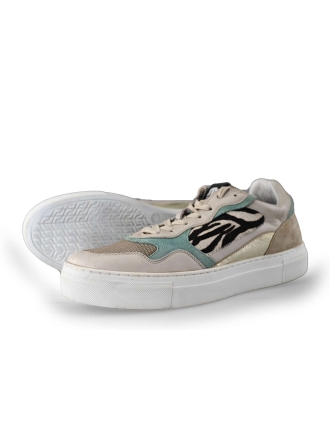 Maruti Sneaker