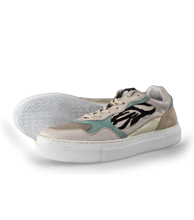 Maruti Sneaker