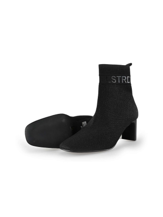 La Strada pumps