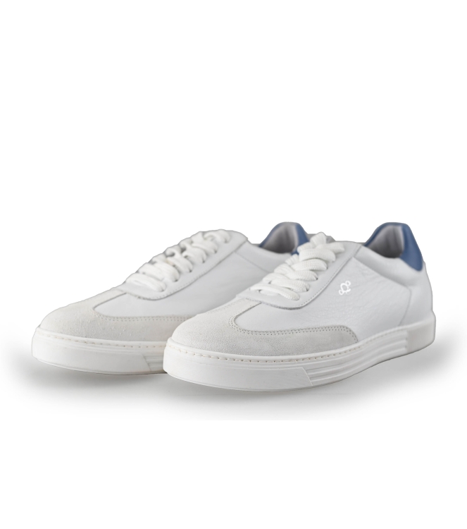 AQA Sneaker