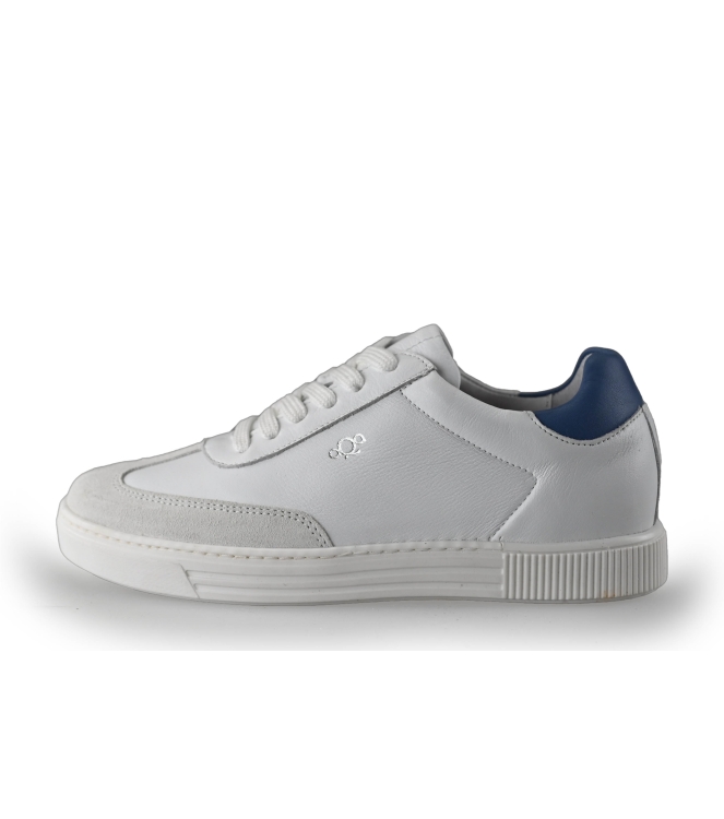 AQA Sneaker