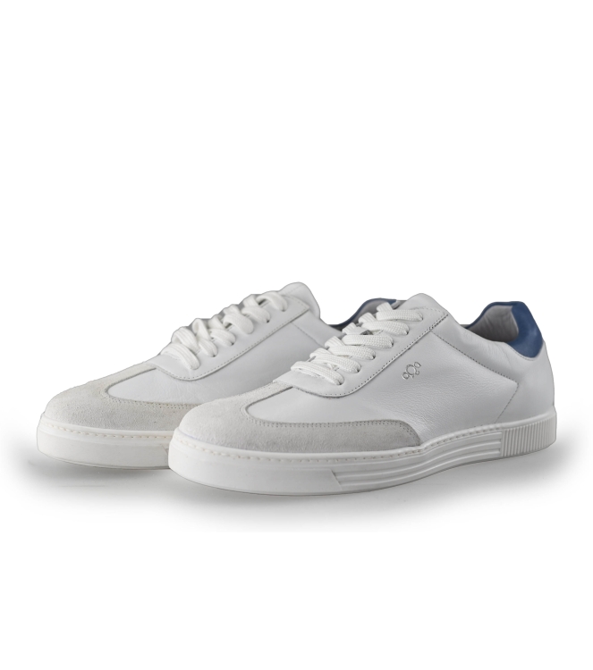AQA Sneaker
