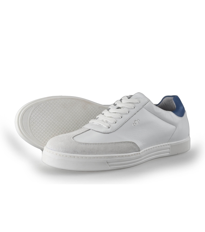 AQA Sneaker