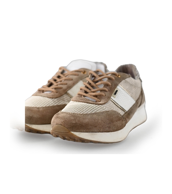 Maruti Sneaker
