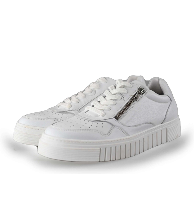 AQA Sneaker