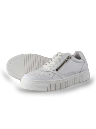 AQA Sneaker