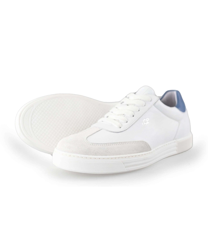 AQA Sneaker