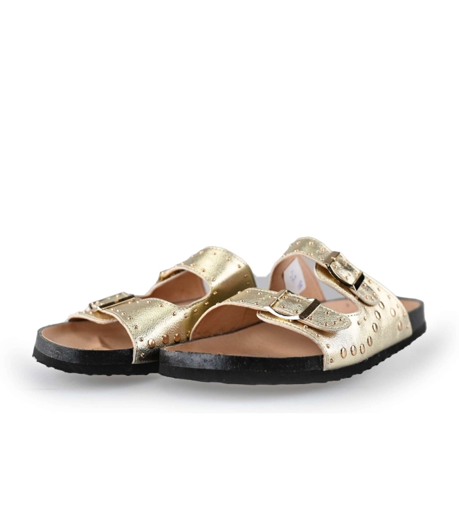 Ann Rocks Flip-Flops
