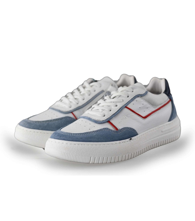 Giga Sneaker