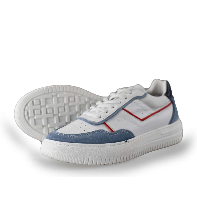 Giga Sneaker