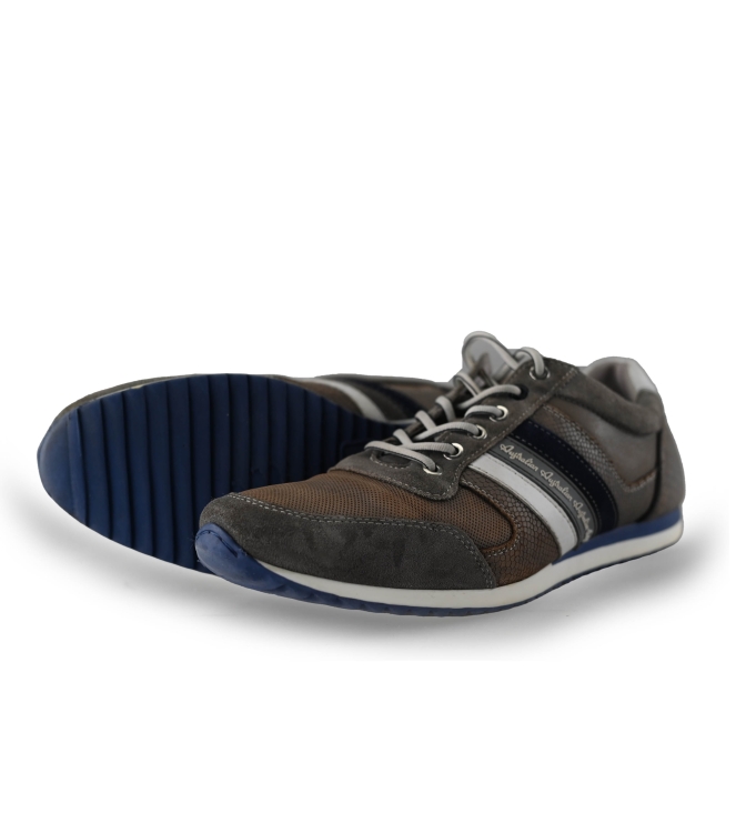 Australian Sneaker