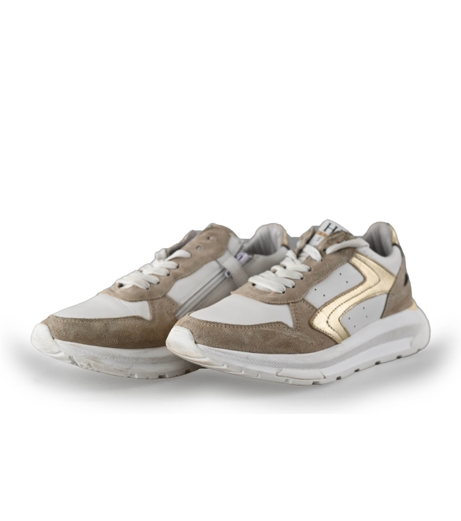 Hip Shoe Style Sneaker