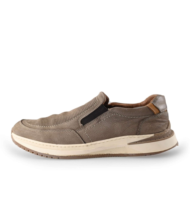 Outfielder Slip-ons