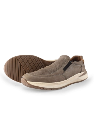 Outfielder Slip-ons