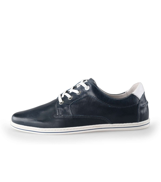 Schnürschuhe