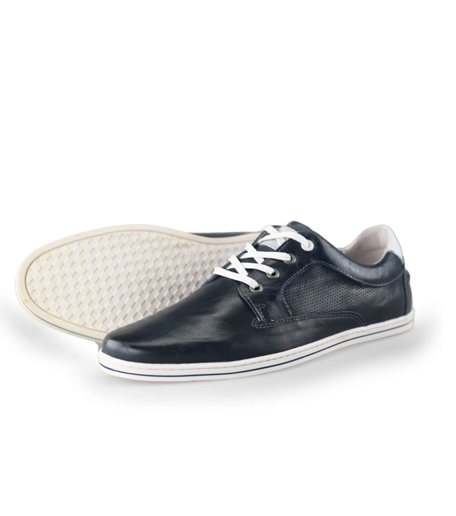 Schnürschuhe