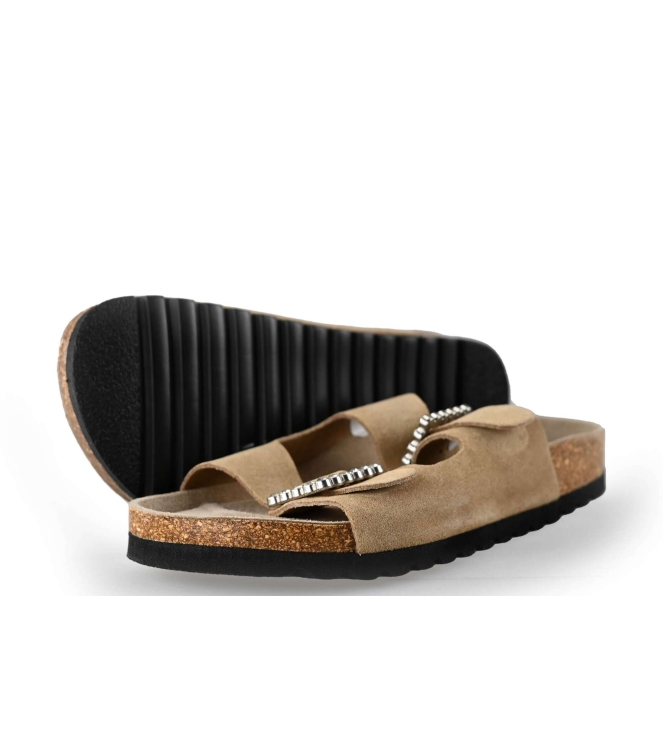 Ann Rocks Flip-Flops