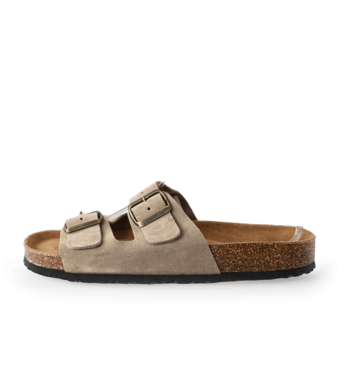 Outfielder Flip-Flops