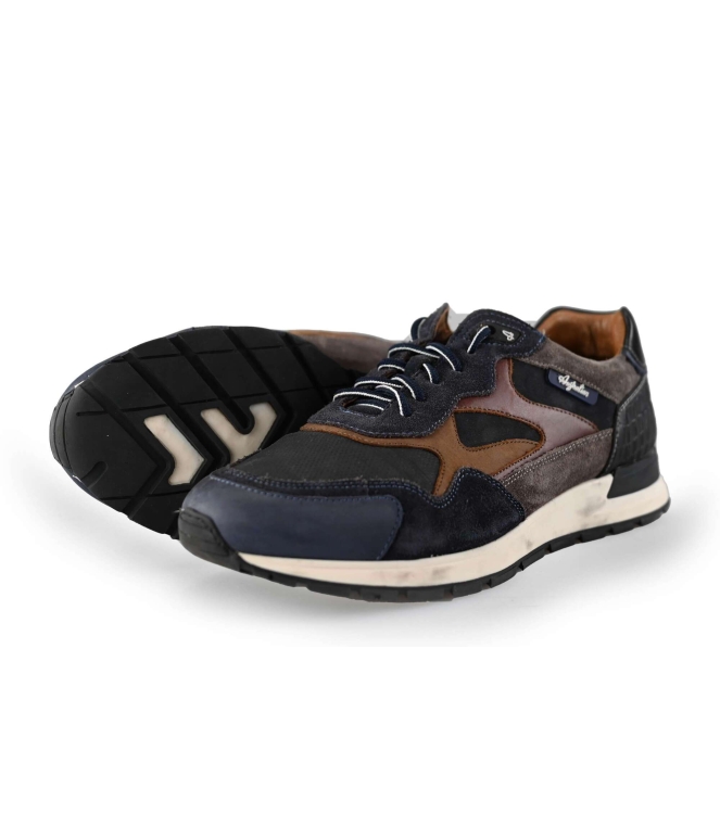 Australian Sneaker