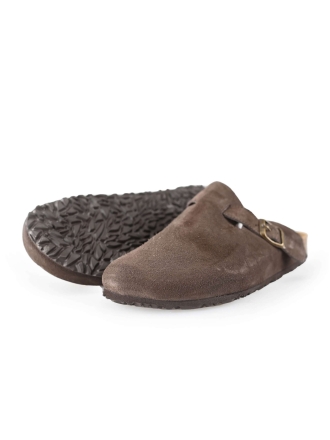 Ann Rocks Slip-ons