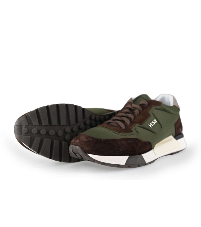 H32 Sneaker