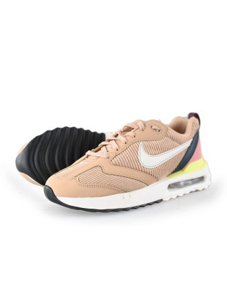 Nike Sneaker
