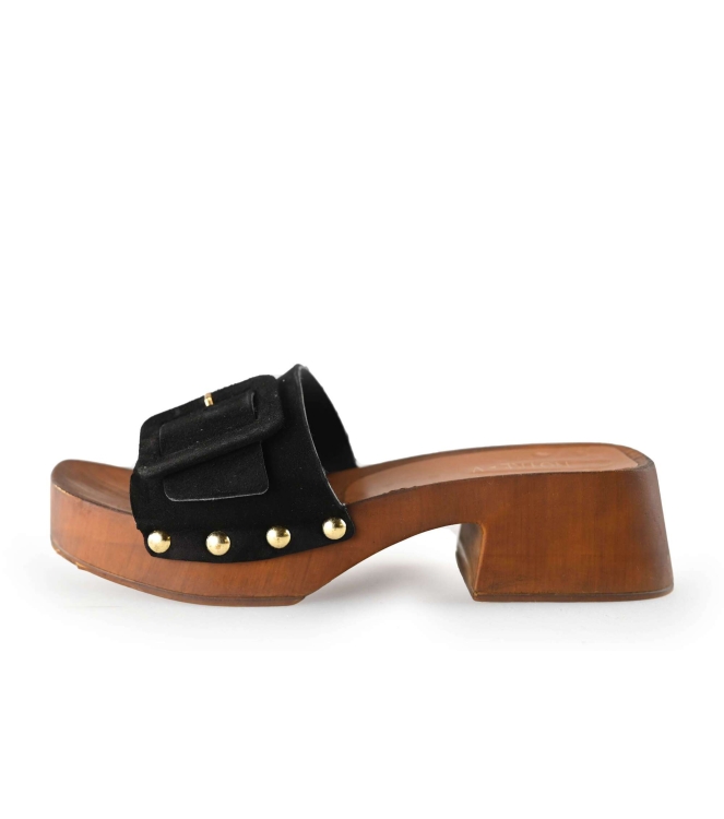 Notre-V Flip-Flops