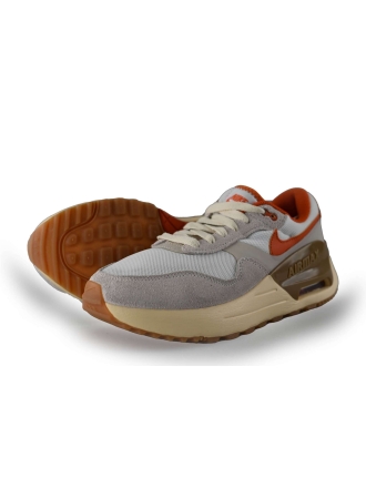 Nike Sneaker