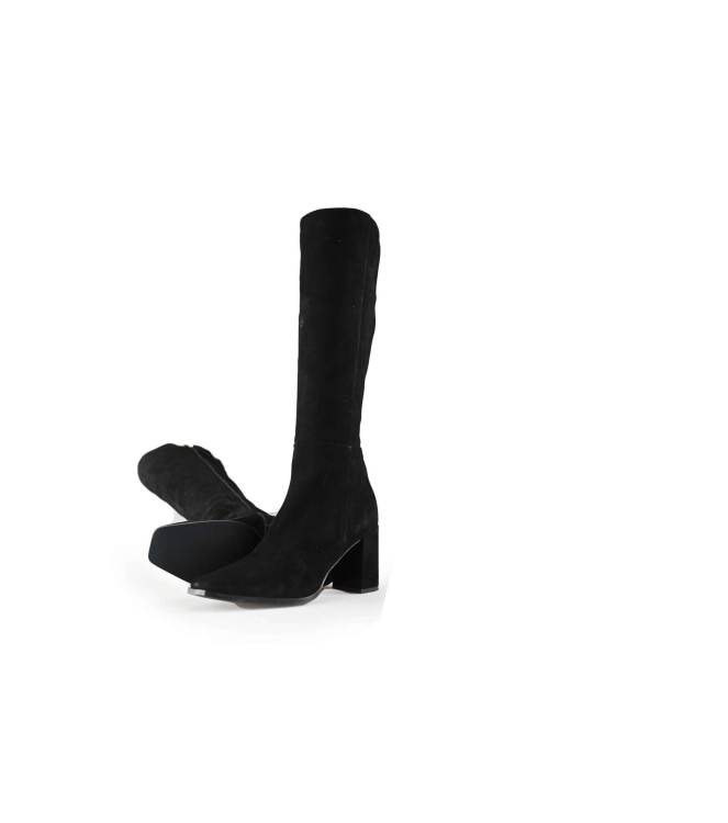 Lina Locchi Stiefel