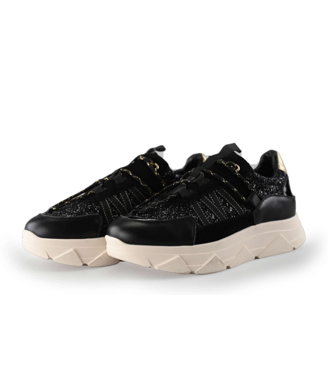 Tango Sneaker