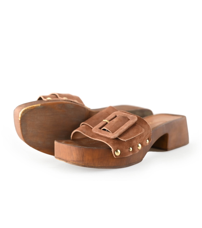 Notre-V Flip-Flops