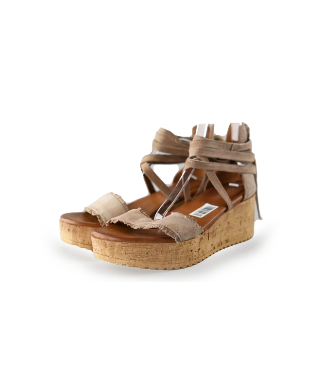 Omoda Keilschuhe