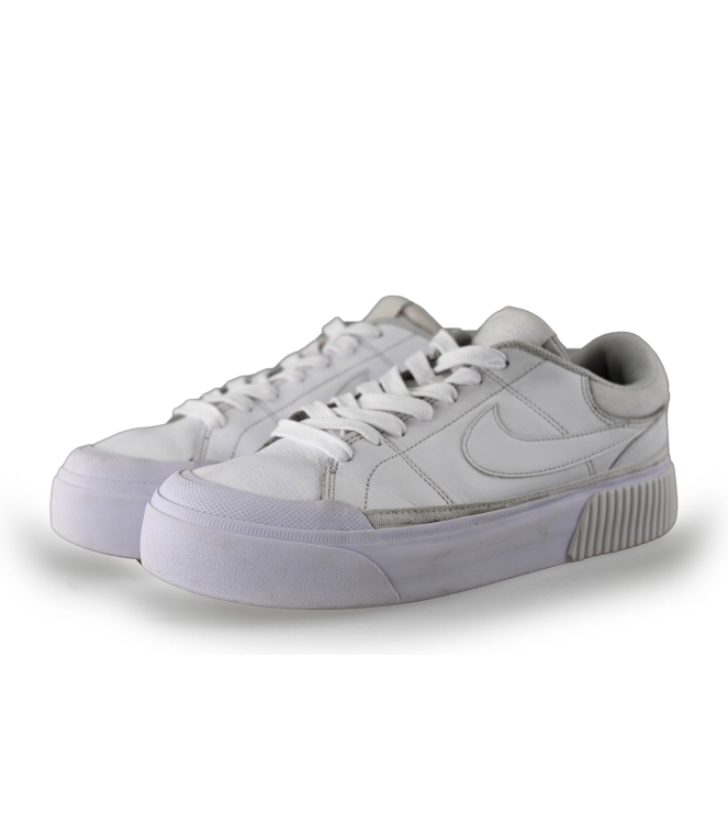 Nike Sneaker