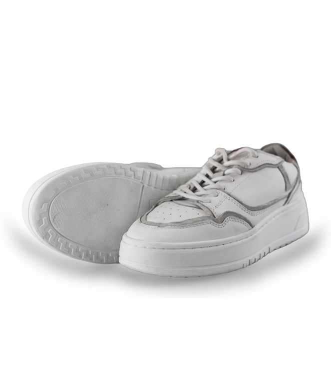 Omoda Sneaker