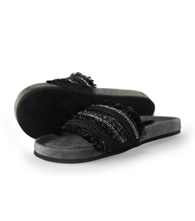 Lazamani Flip-Flops