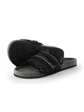 Lazamani Flip-Flops