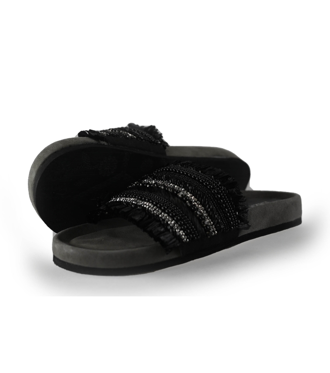 Lazamani Flip-Flops