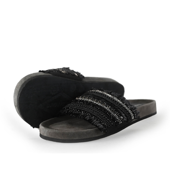 Lazamani Flip-Flops