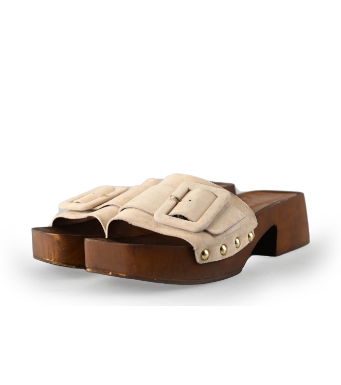 Notre-V Flip-Flops