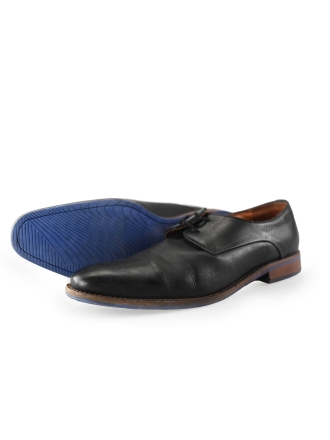 Regall Elegante Schuhe