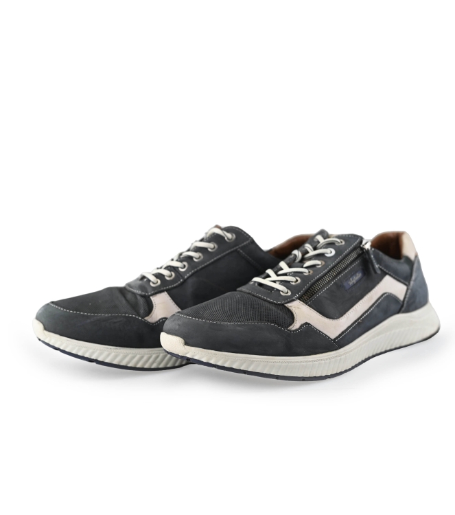 Australian Sneaker