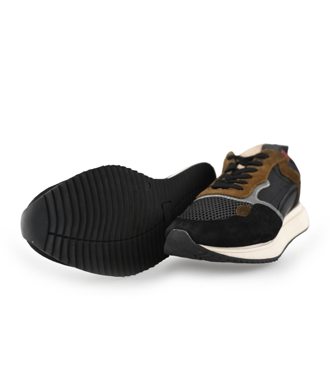 Sub55 Sneaker